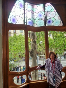 ... more pretty girls ...